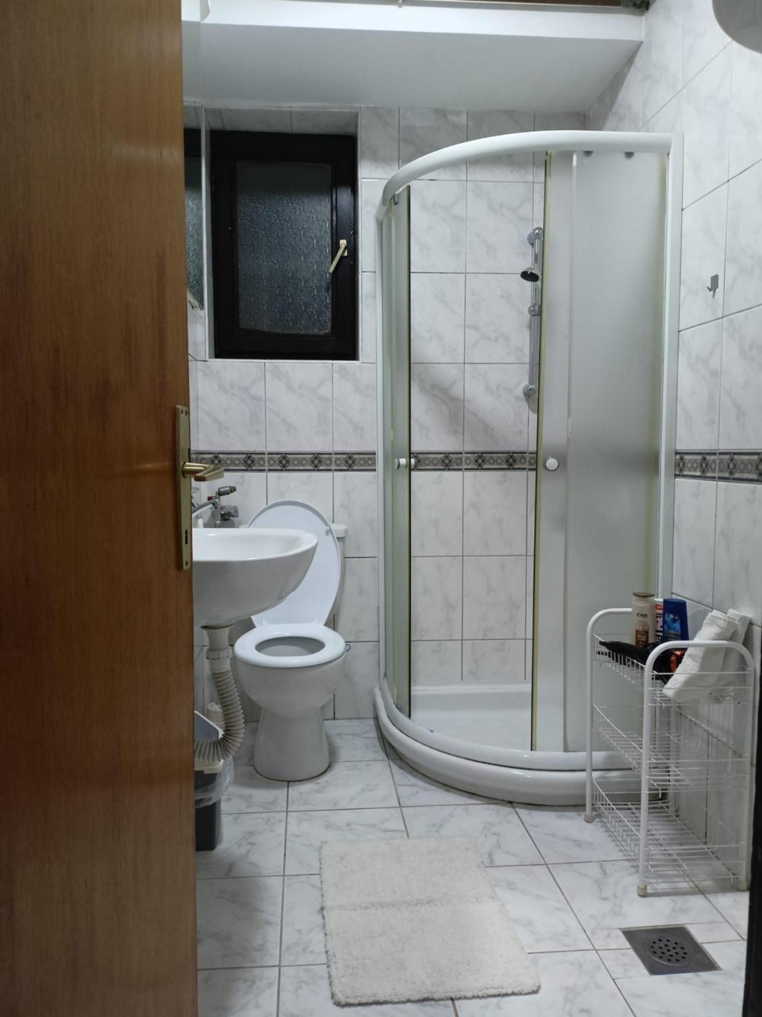 Apartmani Dora Leskovac Leskovac  Zewnętrze zdjęcie