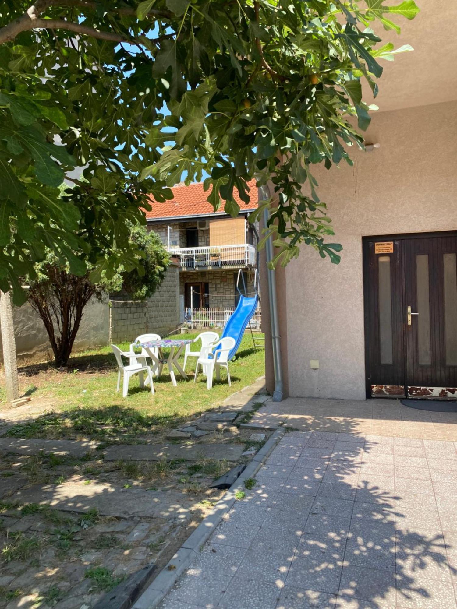 Apartmani Dora Leskovac Leskovac  Zewnętrze zdjęcie